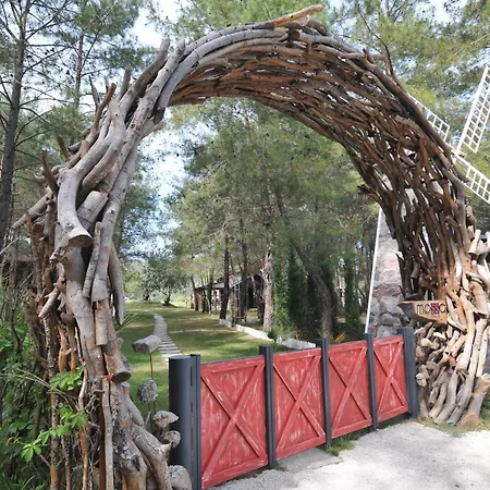 Mossa Afkule Kayakoey Szálloda *