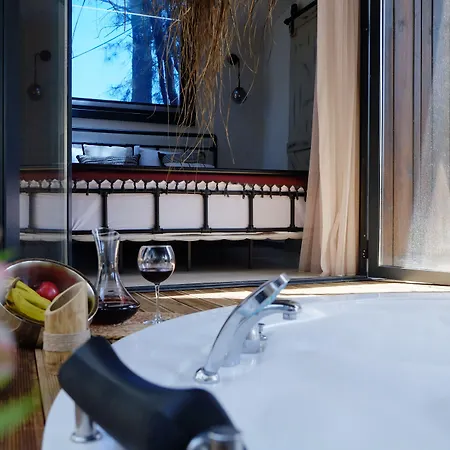 Mossa Afkule Kayakoey Szálloda *