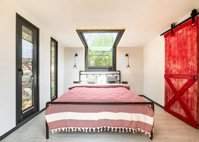 Mossa Afkule Kayakoey 호텔 *