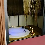 Mossa Afkule Kayakoey 페티예