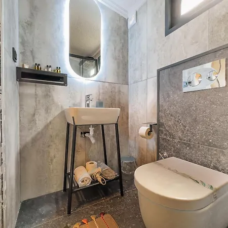 Mossa Afkule Kayakoey Hotell