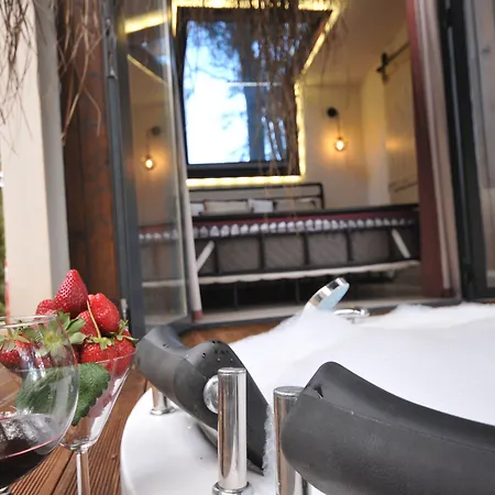 Mossa Afkule Kayakoey *